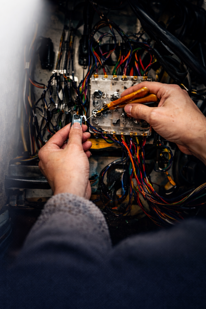Elektricien aan het werk